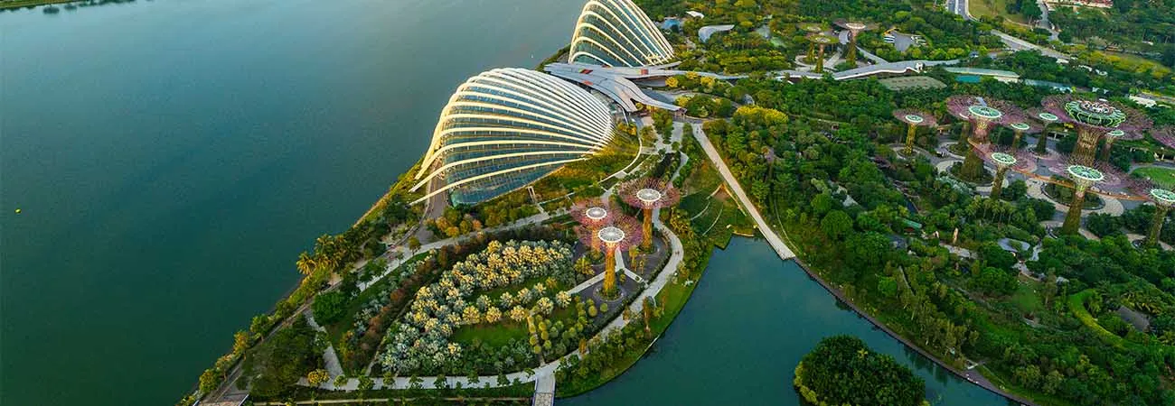 https://d1i3enf1i5tb1f.cloudfront.net/Tour-Images/false-5354/singapore-marina-bay-sands.jpg