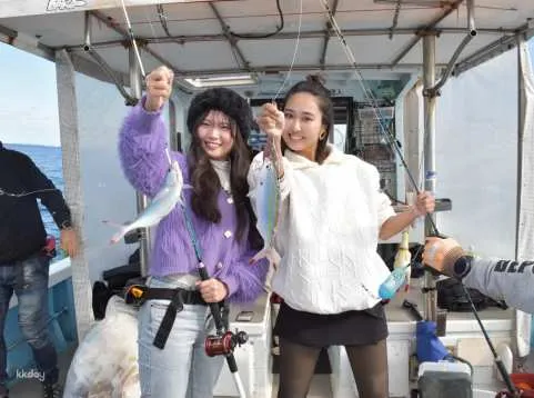 Half-day deep sea fishing in Okinawa｜Fishing & BBQ on one-day private charter boat｜Free round-trip transportation from Naha city and introduction to restaurants